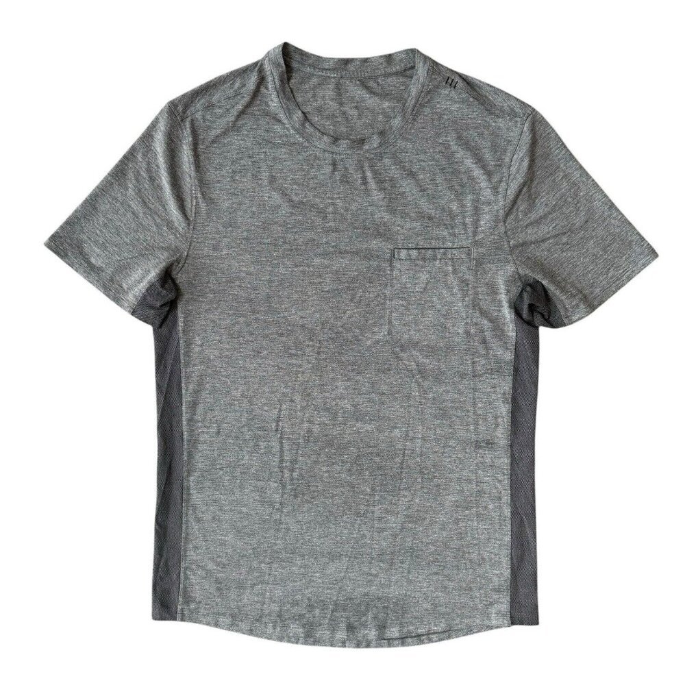 Lululemon The Fundamental Pocket T Shirt Men’s Medium Short Sleeve Gray